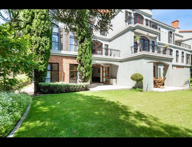 2 BEDROOM TOWNHOUSE FOR SALE IN CRAIGHALL